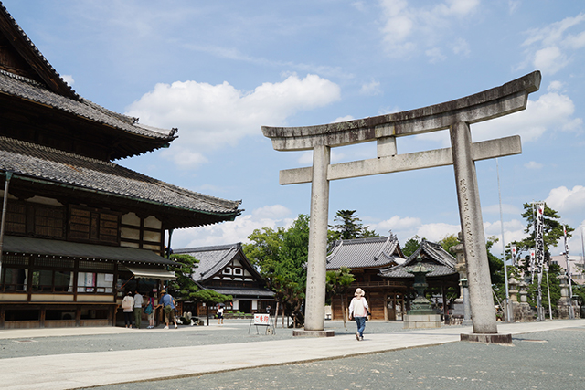 豊川稲荷